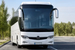 différence bus car
